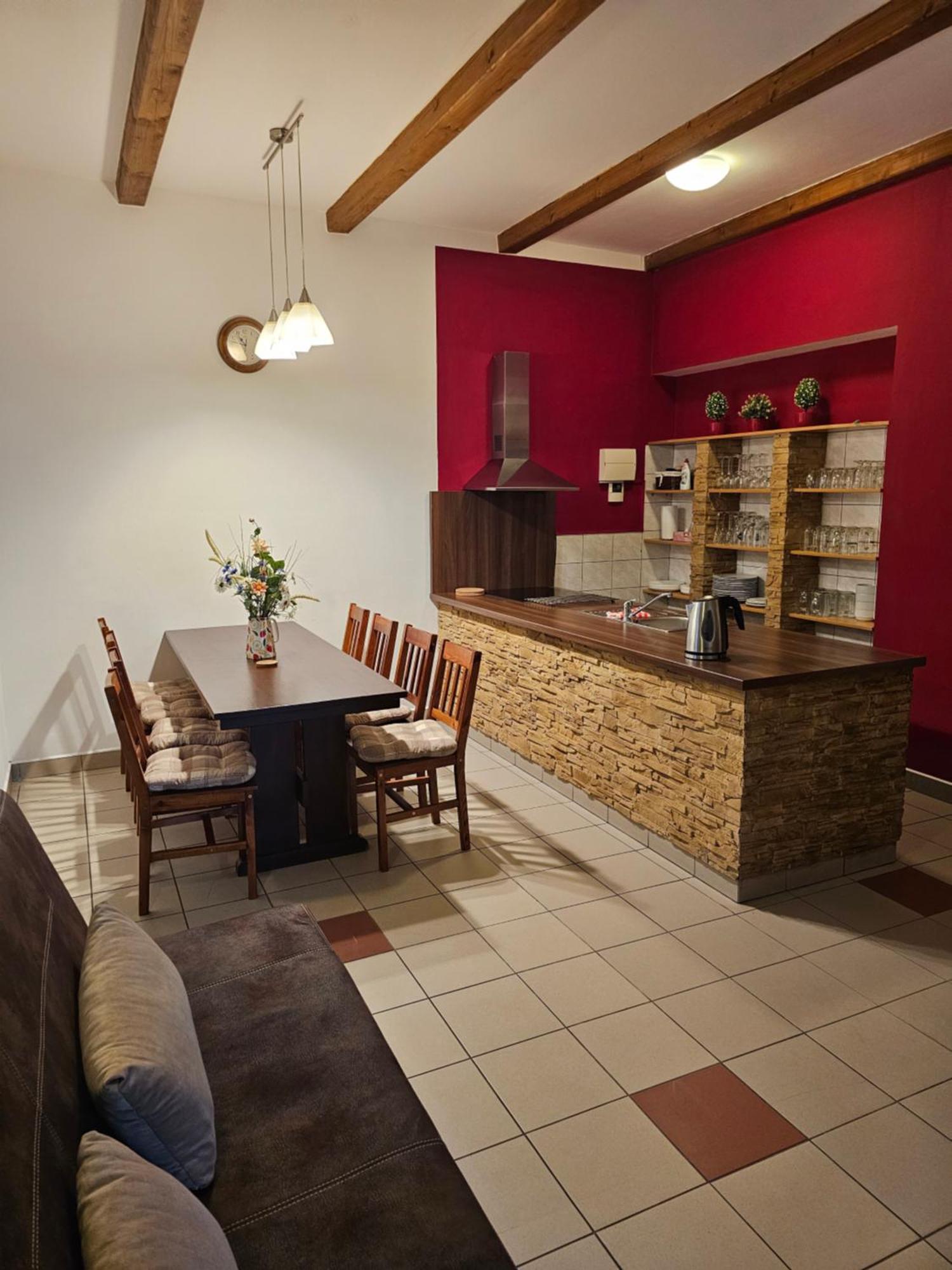 Apartman U Sudu Kobyli Exterior photo
